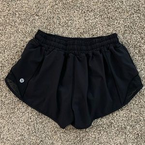 Lululemon, Hotty hot low rise shorts, 2.5 inch